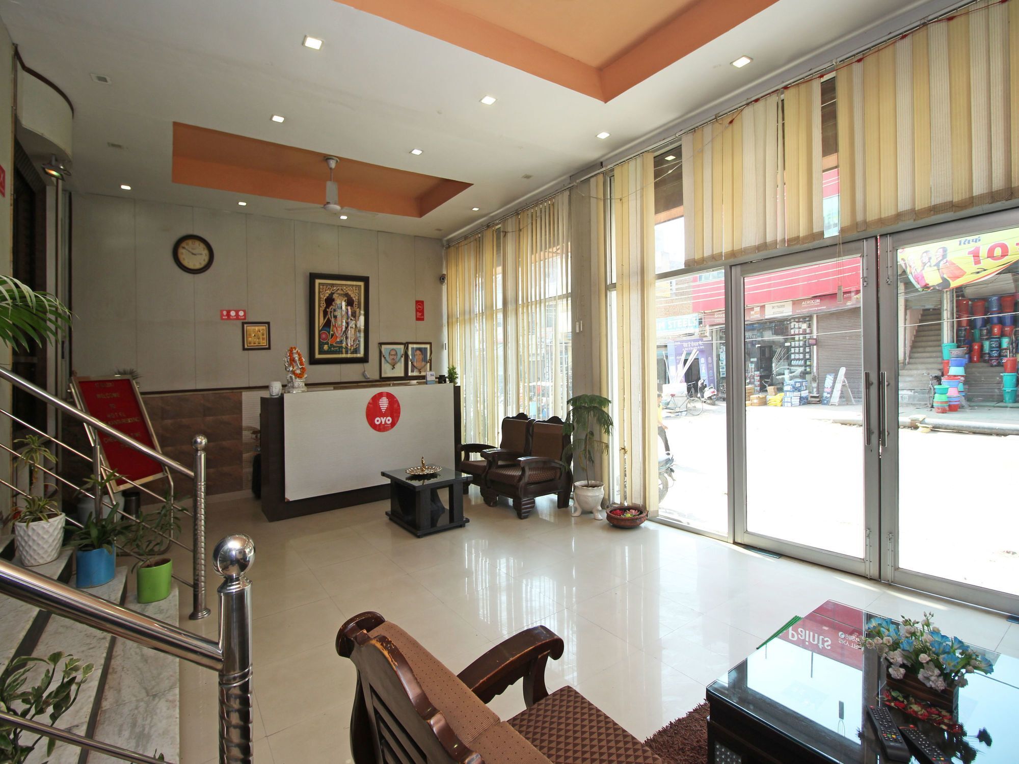 Oyo 576 Hotel Shree Kanta Residency คูร์เคาน์ ภายนอก รูปภาพ